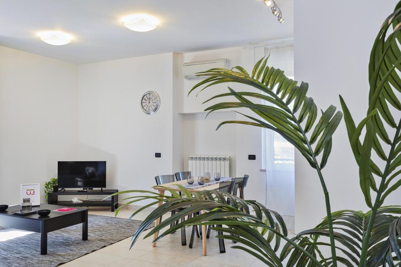 Shelley Apartments By Wonderful Italy Janov Exteriér fotografie